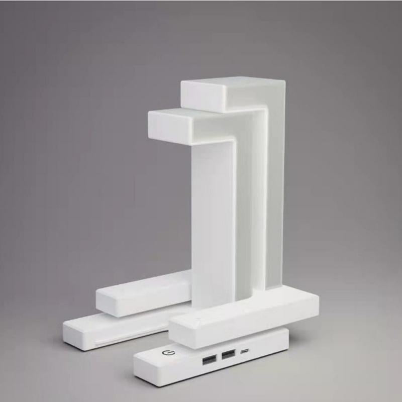 Anti-Gravity Lamp